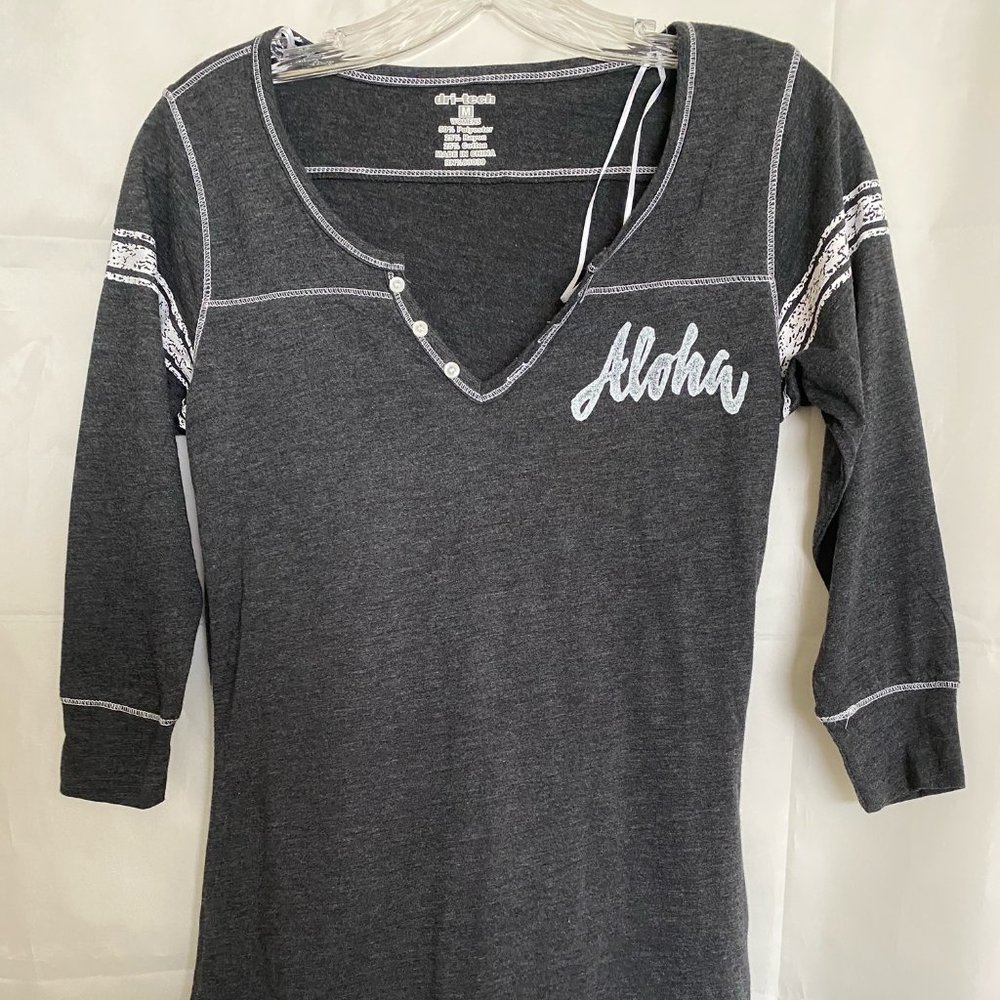 Aloha Island Jersey T-Shirt size Medium